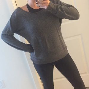 🎉 Ideology athleisure grey sweatshirt top